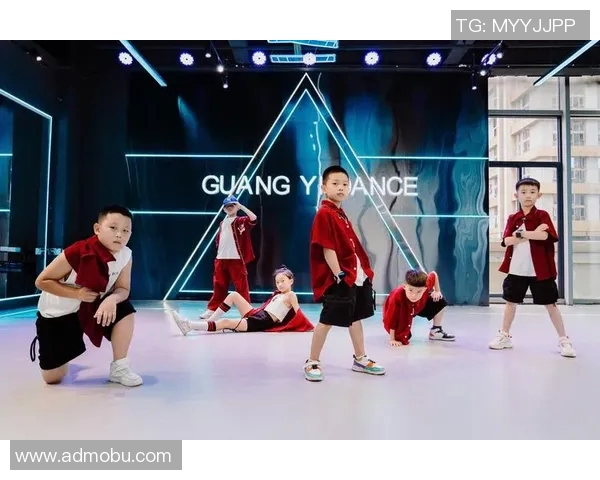 武汉街舞队技术实力飙升引领潮流创新高水平展现街舞魅力